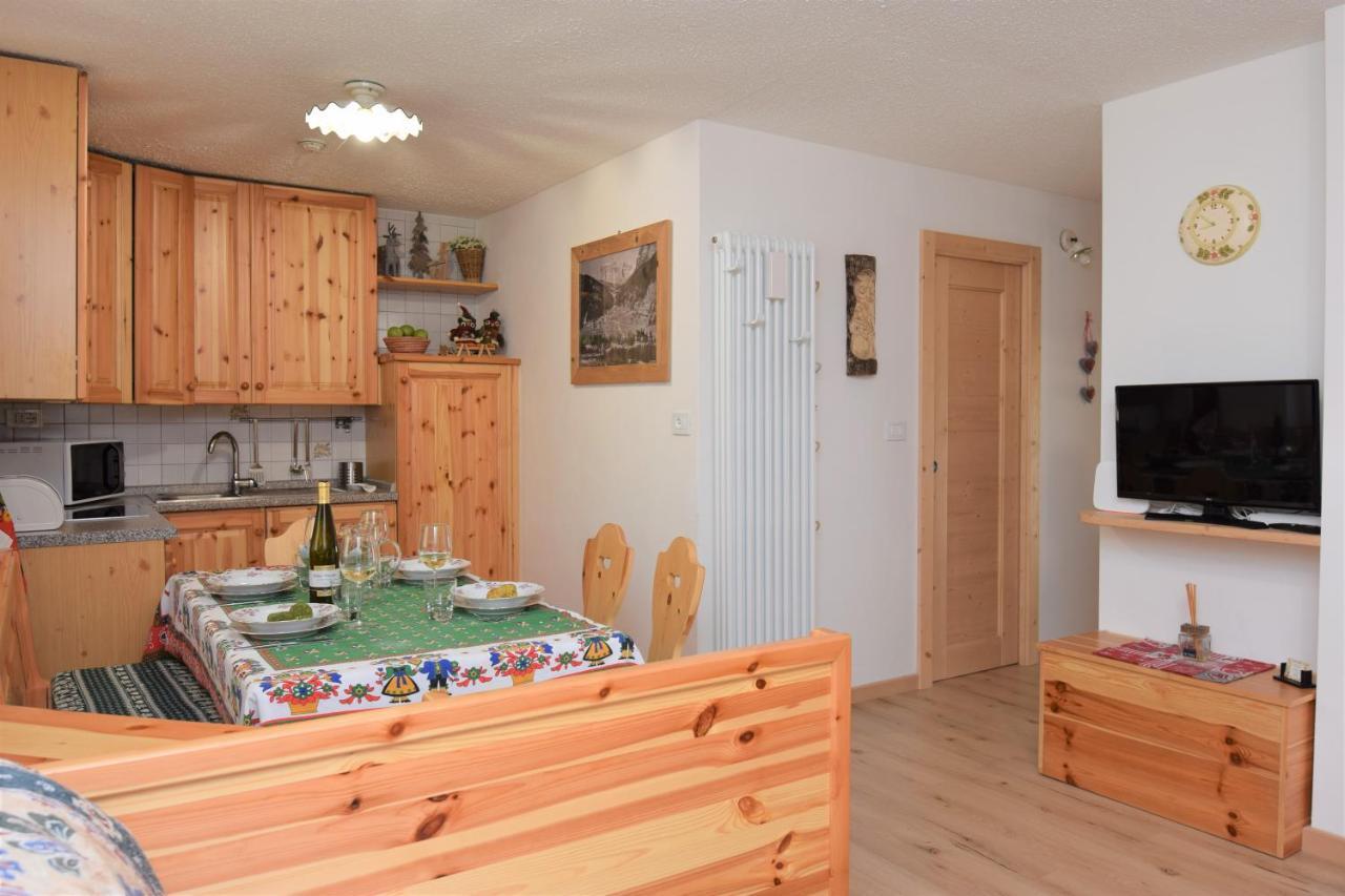 Apartament Cesa Valeria E Cesa Giulio Campitello di Fassa Zewnętrze zdjęcie