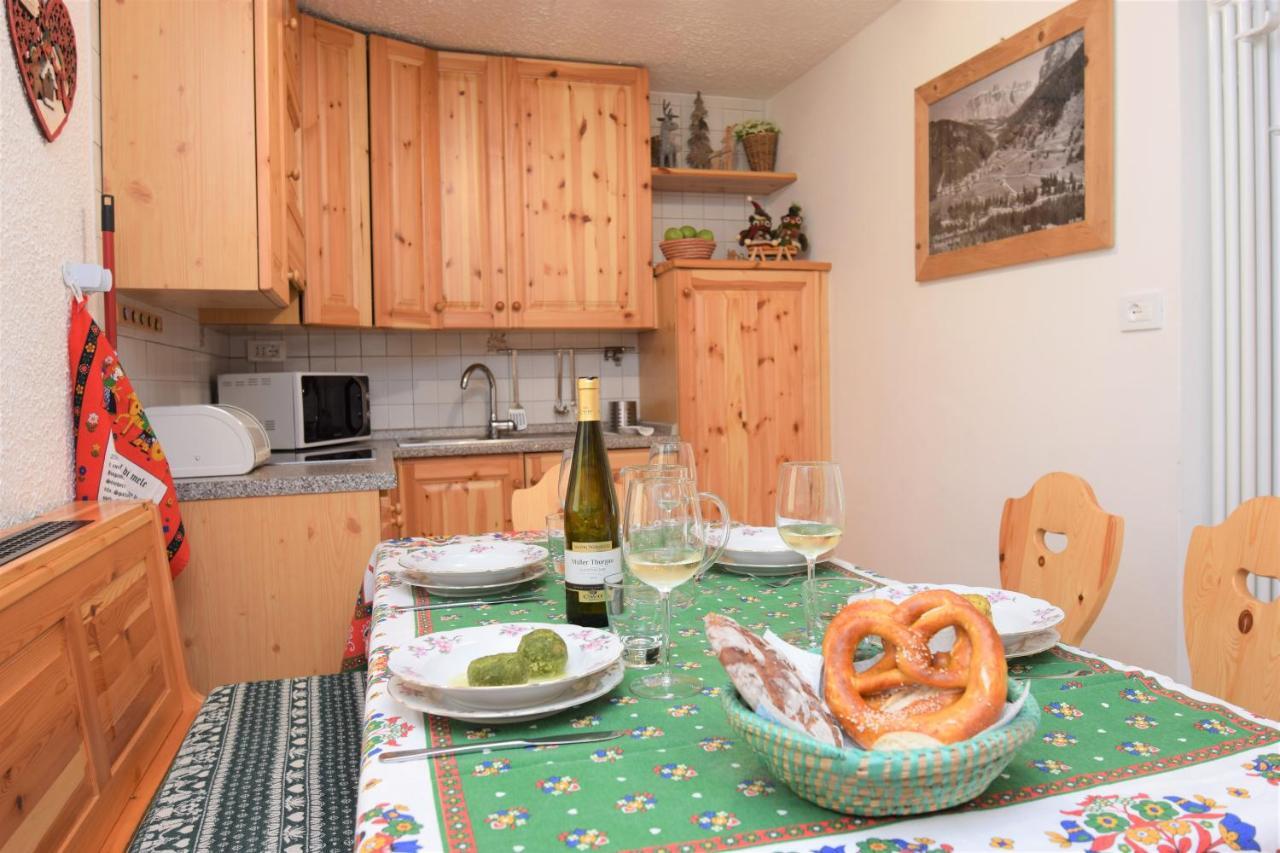 Apartament Cesa Valeria E Cesa Giulio Campitello di Fassa Zewnętrze zdjęcie