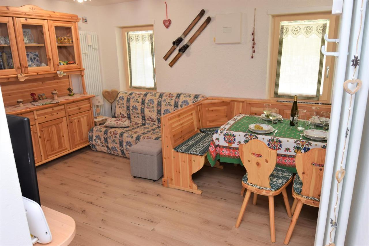 Apartament Cesa Valeria E Cesa Giulio Campitello di Fassa Zewnętrze zdjęcie